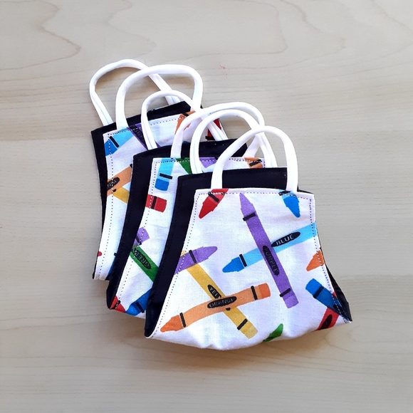 3 Pack Kids Reversible Face Mask - Picture 2 of 3